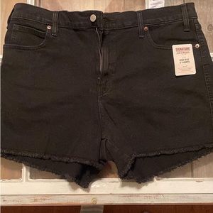 Levi’s shorts NWT size 16